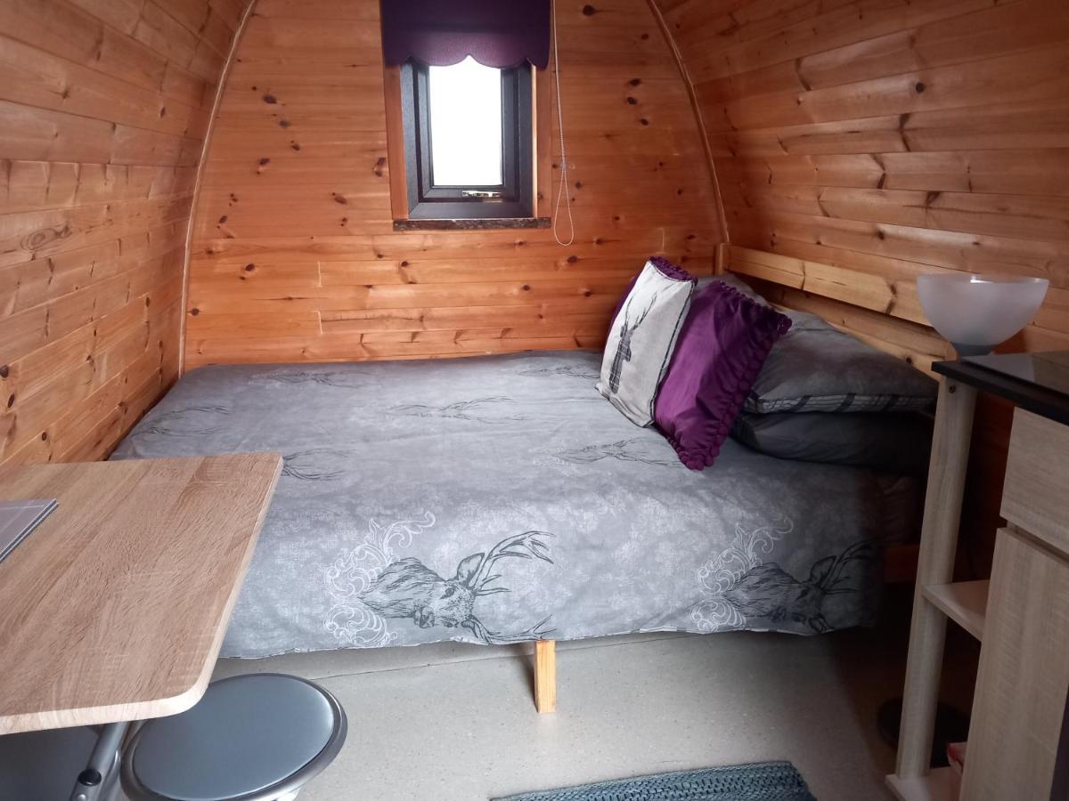 Hillside Camping Pods And Shepherd'S Hut ويك الغرفة الصورة